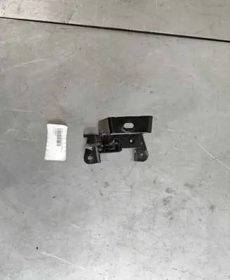 Volvo C40 Holder (bracket) 32208567