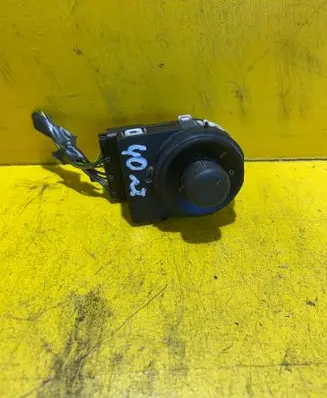 Opel Meriva B Wing mirror switch 13271827