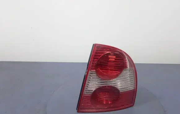 Volkswagen PASSAT B5.5 Rear/tail lights 3B5945096