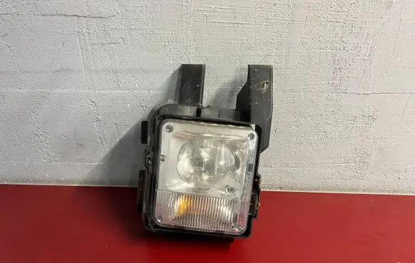 Cadillac SRX Front fog light 25761287
