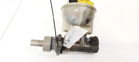 Volkswagen Golf III Master brake cylinder 311948