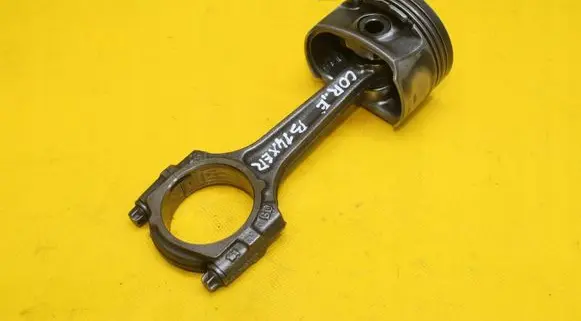 Opel Corsa E Piston with connecting rod
