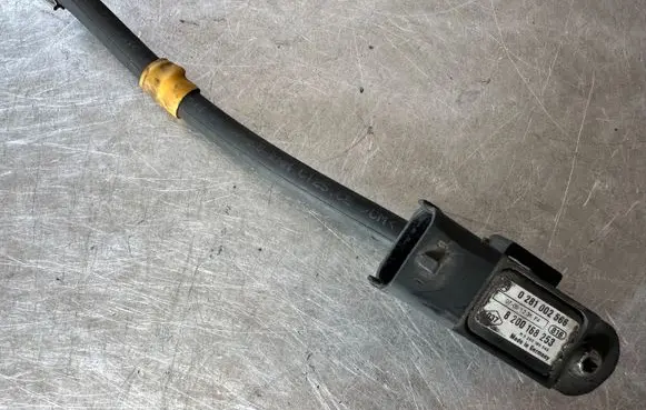 Renault Trafic II (X83) Air pressure sensor 8200168253