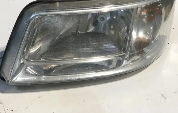 Volkswagen Transporter - Caravelle T5 Headlight/headlamp 7H1941015J 0301191301