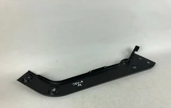 Volkswagen Tiguan Headlight/headlamp mounting bracket 5NA805931A