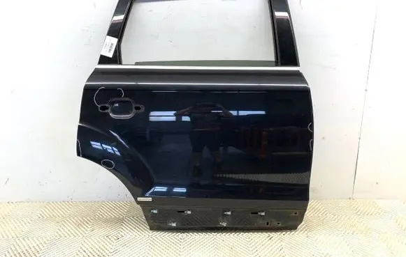 Audi Q7 4L Rear door