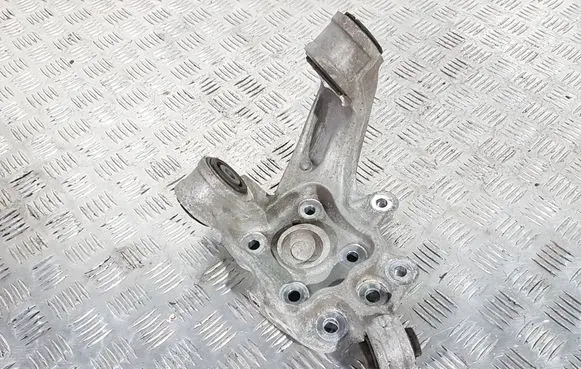 Honda CR-V Rear wheel hub spindle/knuckle 52215T1TE00