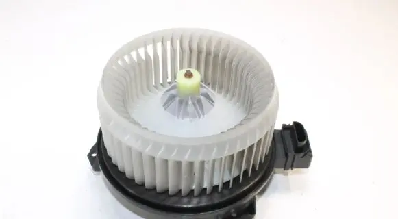 Honda CR-V Heater blower radiator