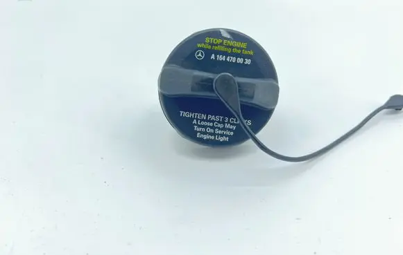 Mercedes-Benz ML W164 Fuel tank filler cap A1644700030