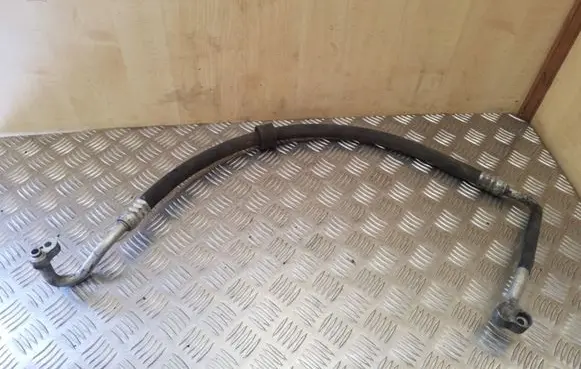 Audi A2 Air conditioning (A/C) pipe/hose 8Z0260701