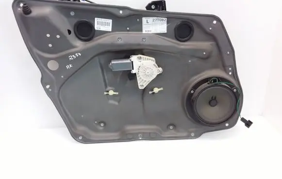 Mercedes-Benz B W245 Front door window regulator with motor A1697202979