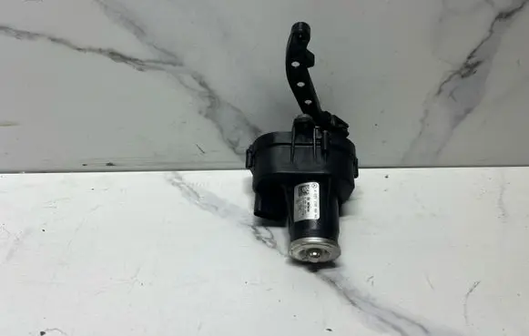 Mercedes-Benz C W204 Intake manifold valve actuator/motor A6511500094