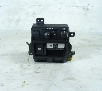 Subaru Legacy Other switches/knobs/shifts 15C357