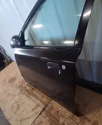 Suzuki Alto Front door