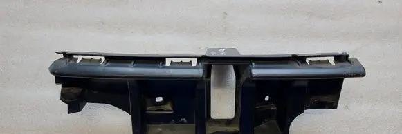 Volvo C30 Rear bumper mounting bracket 30657218