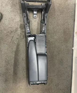 Mercedes-Benz E W212 Center console A2126800050