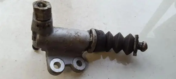 Honda Civic Clutch master cylinder