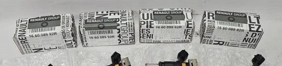 Dacia Duster II Fuel injector 166008992R