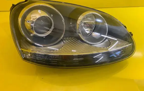Volkswagen Jetta V Headlight/headlamp 1K6941032