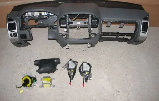 Mitsubishi Pajero Dashboard