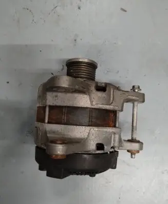 Nissan Juke II F16 Generator/alternator 231009092R