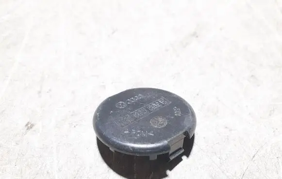 Volkswagen Scirocco Spare wheel bolt 1K0803899B