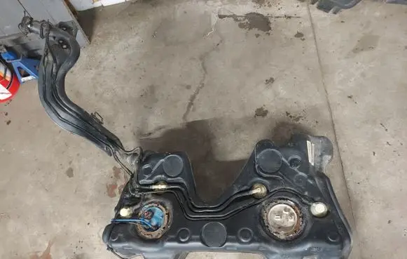 Volkswagen Jetta V Fuel tank 1K0201022L