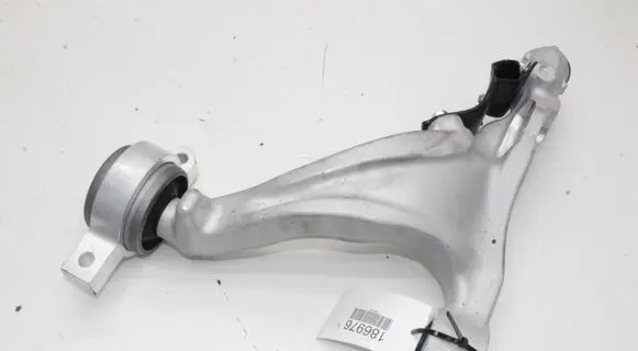 Infiniti M Y51 Rear upper control arm/wishbone 555021MA0A