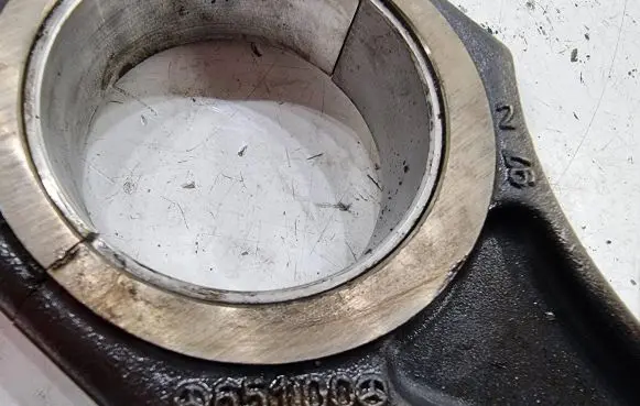 Mercedes-Benz Sprinter W906 Piston 65100