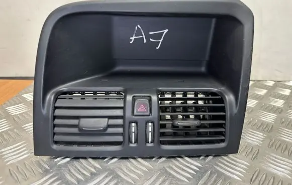 Volvo XC60 Dash center air vent grill 1284827