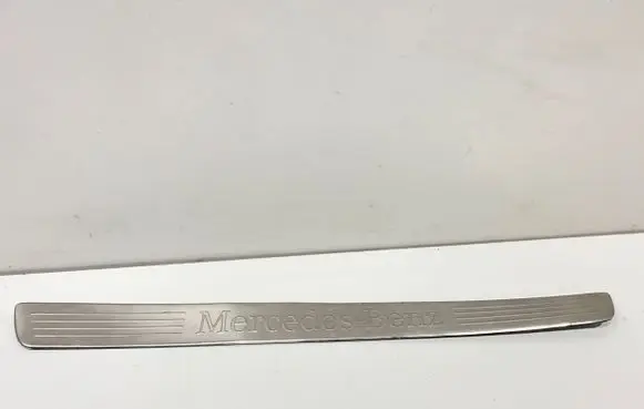 Mercedes-Benz ML W166 Front sill trim cover A1666861936