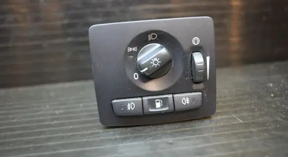 Volvo V50 Light switch 30669735