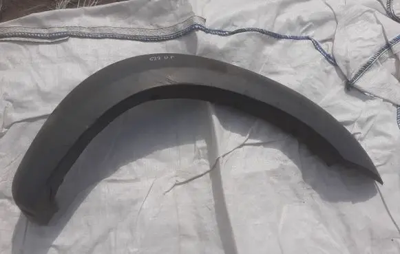 Ford Ranger Front arch trim UR8951W21