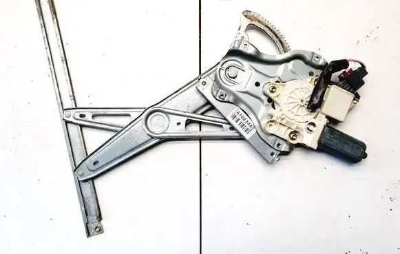 Toyota Avensis T250 Sliding door window regulator with motor