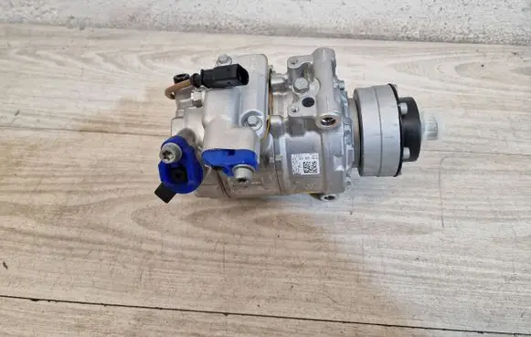 Audi R8 4S Air conditioning (A/C) compressor (pump) 4S0260805