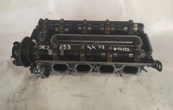 BMW X5 E53 Engine head 1745461