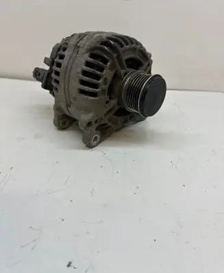 Volkswagen Golf V Generator/alternator 06F903023F