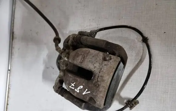 Mercedes-Benz GL X166 Rear brake caliper
