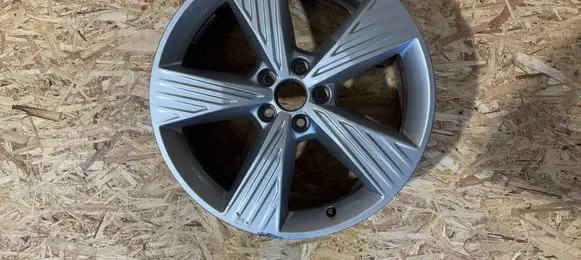 Audi Q4 e-tron R19 alloy rim 89A601025B B005980