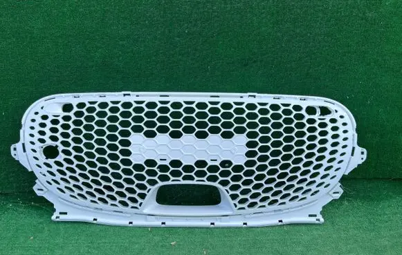 Smart ForTwo III C453 Front grill 7180050010C797