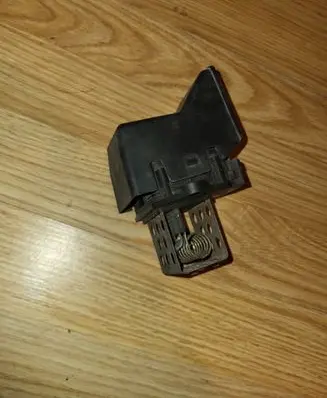 Heater blower motor/fan resistor