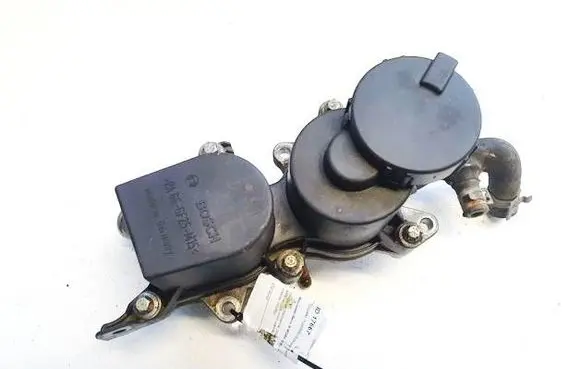 Mercedes-Benz B W245 Oil breather separator A6400101062 0928400554