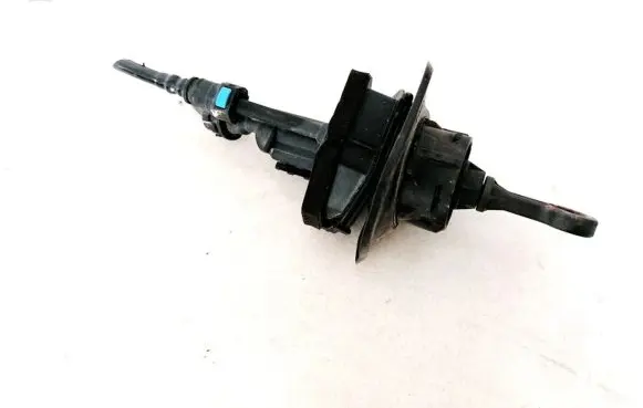 Ford Focus Clutch master cylinder kg19300