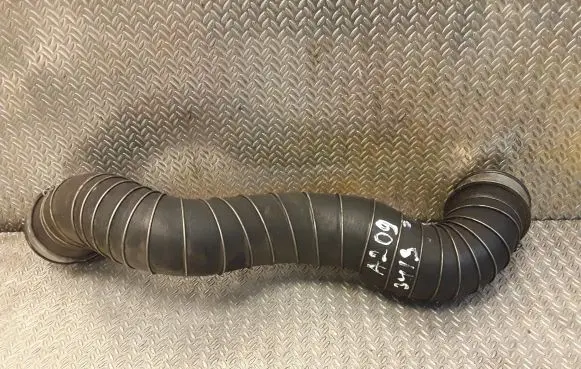 Intercooler hose/pipe