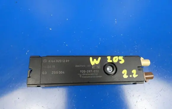 Mercedes-Benz C W205 Aerial antenna amplifier A1668201289 920287032