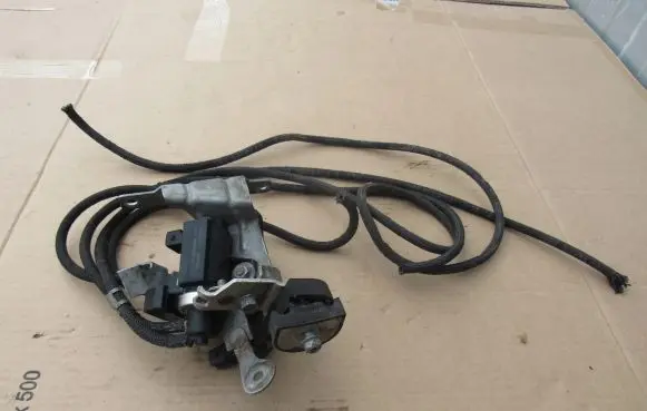 BMW X5 E70 Turbo solenoid valve 7584628