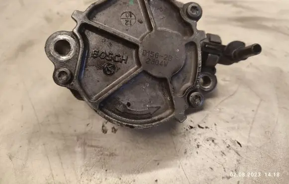 Mazda 3 I Valve vacuum 
