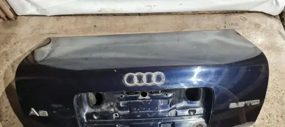 Audi A6 S6 C5 4B Tailgate/trunk/boot lid