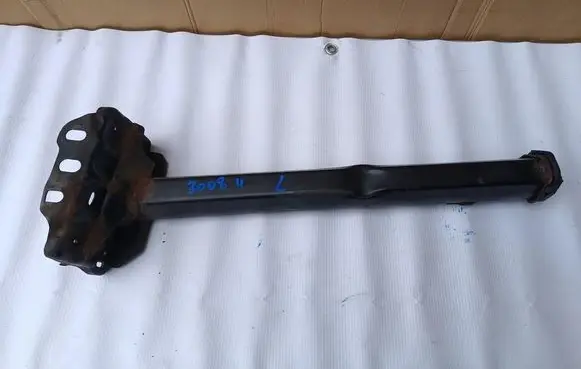 Peugeot 3008 II Front bumper shock/impact absorber 9830019380
