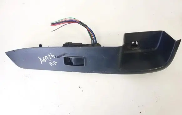 Mitsubishi Outlander Electric window control switch 8608A061 c8d-d602m
